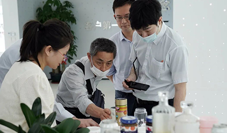 爱普生代表团莅临AG庄闲集团总部参观交流